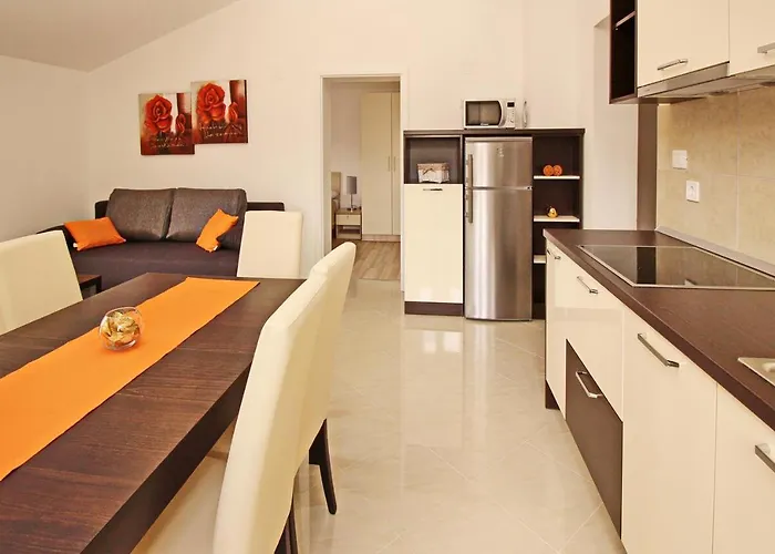 With Swimming Pool Baska, Krk - 18780 Апартаменты Башка