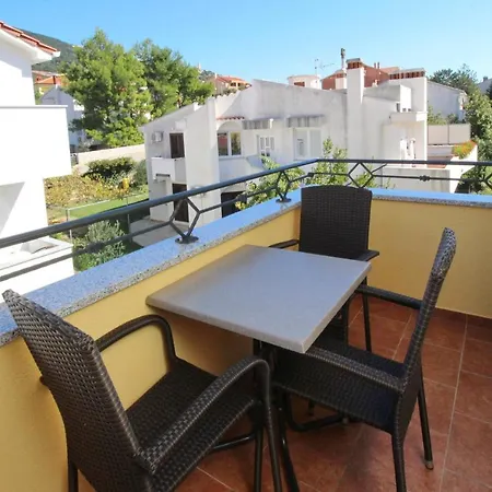 Apartment With A Swimming Pool Baska, Krk - 18780 Baska (Krk)