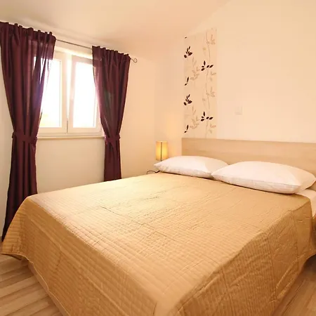 Apartment With A Swimming Pool Baska, Krk - 18780 Baska (Krk)