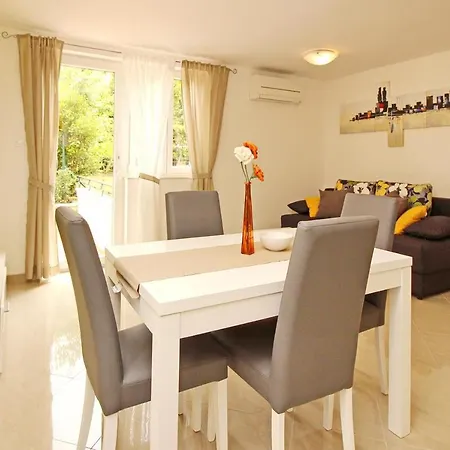Apartamento With Swimming Pool Baska, Krk - 18780