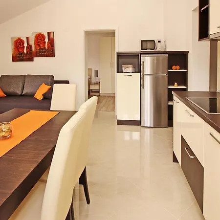 With Swimming Pool Baska, Krk - 18780 Apartamento Baška